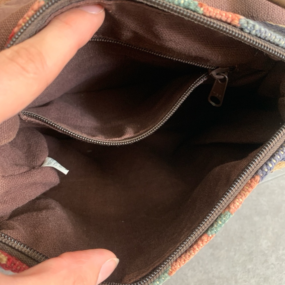 Vintage Wool and Leather Kilim Bag - Picture 7 of 7